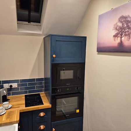 Charming 1 Bed Peak District Barn Conversion Foolow المظهر الخارجي الصورة